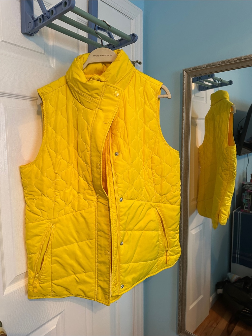 Talbots Bright Yellow Quilted Sleeveless Vest